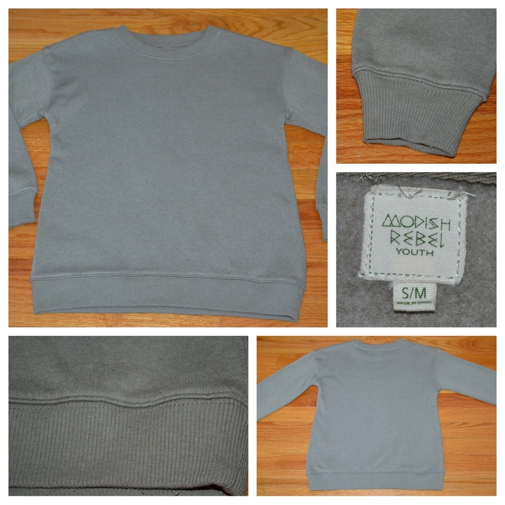 Youth girls Modish Rebel for Buckle crewneck sweatshirt, size S/M